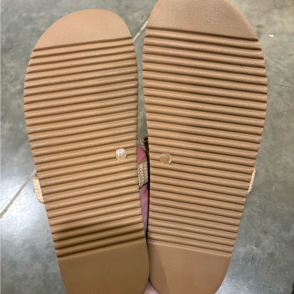 Steve Madden Beige Woven Slide Sandals - Picture 3 of 3